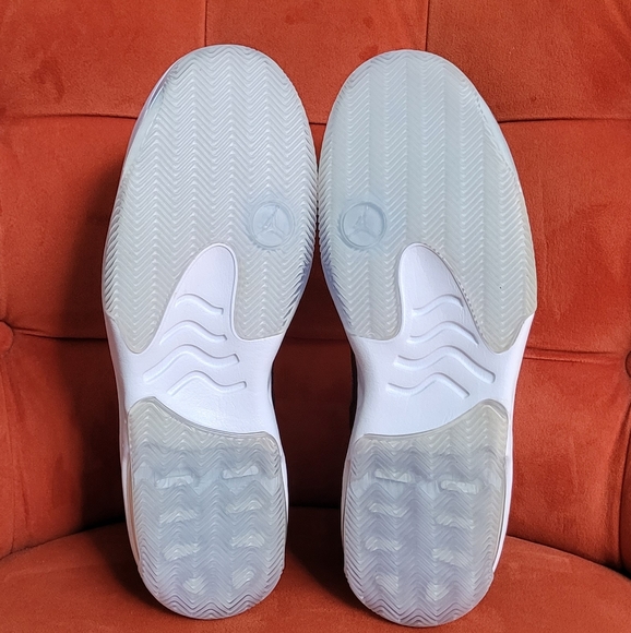 Jordan Max Aura 2 CK6636 102 Men's Size 11 White/Gym Red-Black - Picture 6 of 11